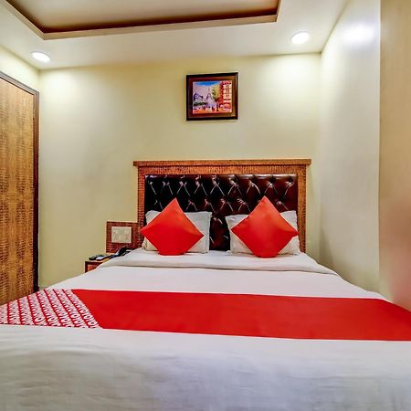 Hotel Sarthak Palace - By Pooja Hospitality New Delhi Exterior photo