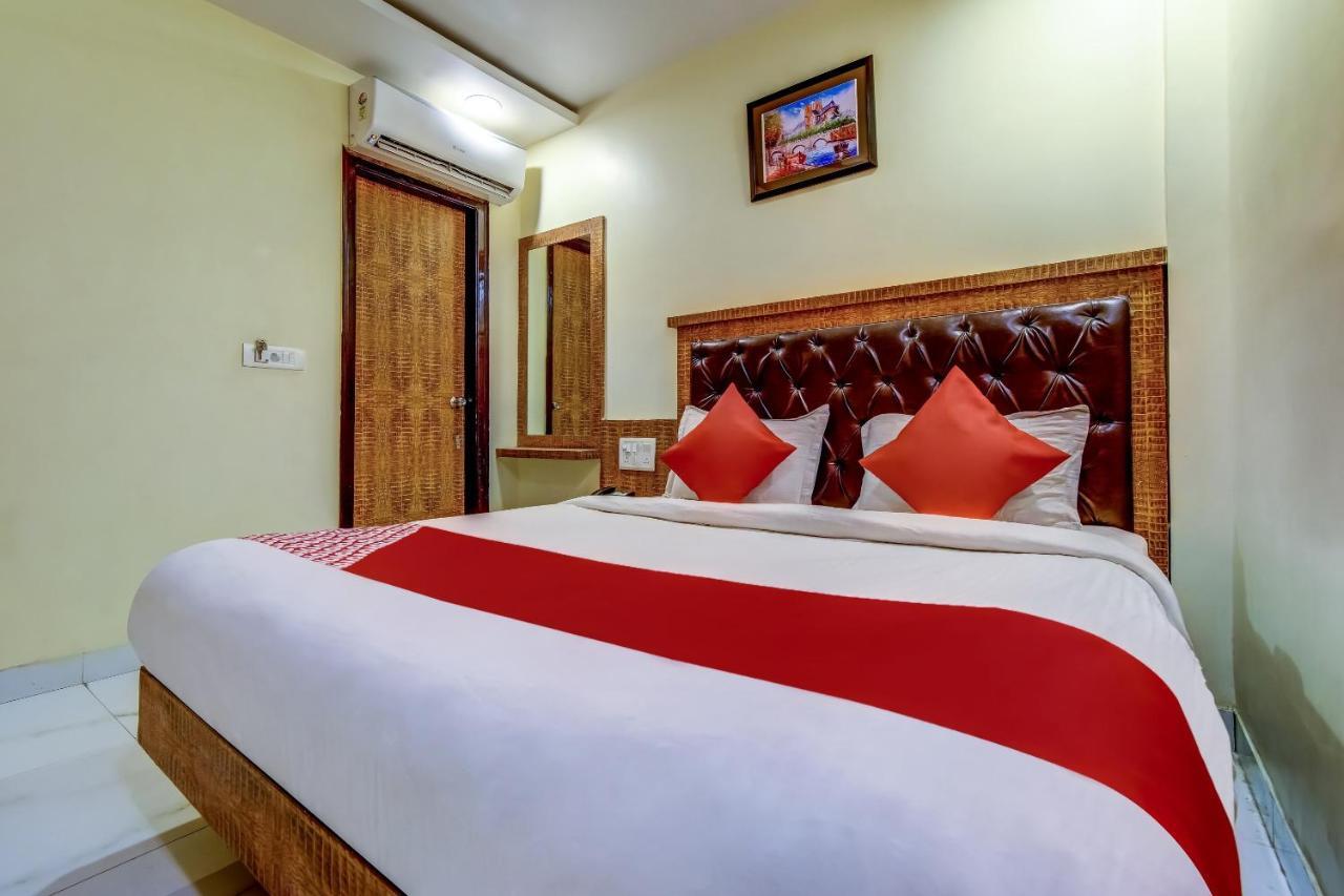 Hotel Sarthak Palace - By Pooja Hospitality New Delhi Exterior photo